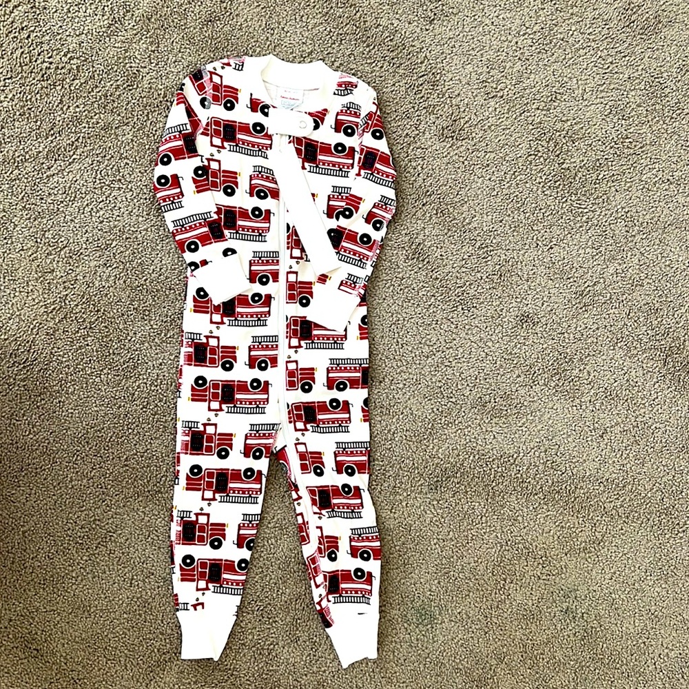 Hanna Andersson boys sleeper. Fire trucks. 2T